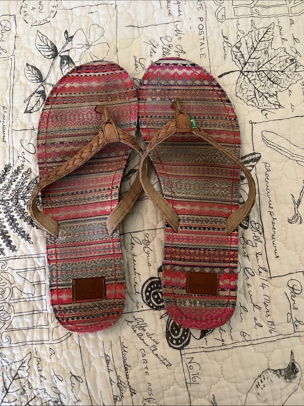 Sanuk Women's Pink & Brown Patterned Braided Leather Strap Sandals